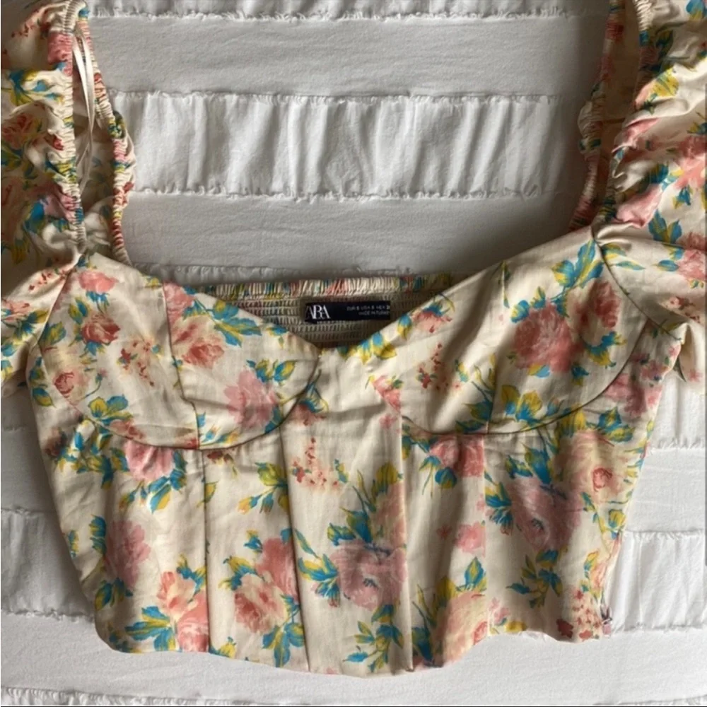 Zara floral crop top - Picture 3 of 3